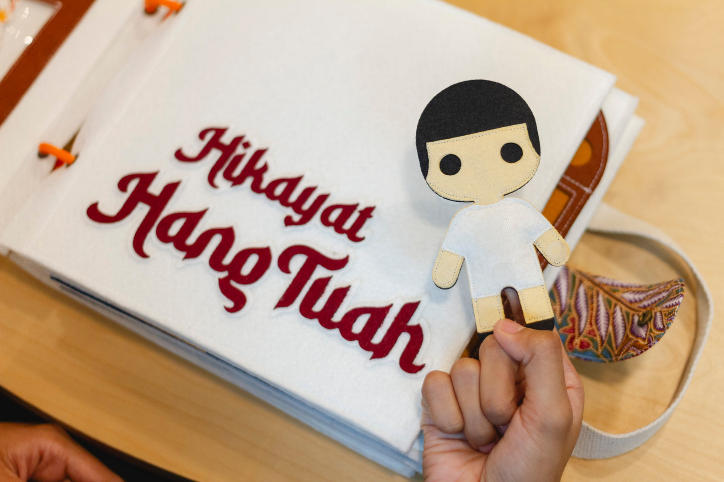 Hikayat Hang Tuah: Busy Storybook - Rallit